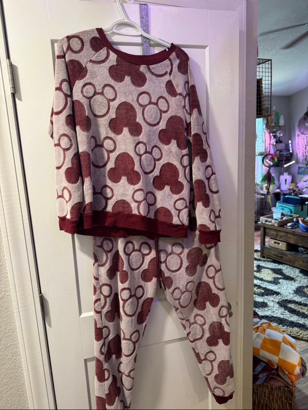Women’s Disney Mickey Pajama/Lounge Set